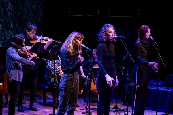 Image of Performance, Erin Propp (vocal), Kate Kurdyak(vocal), Lauren Kurdyak(vocal), Christine Choi (violin, Ryan Davis (viola), Photo by Rita Taylor