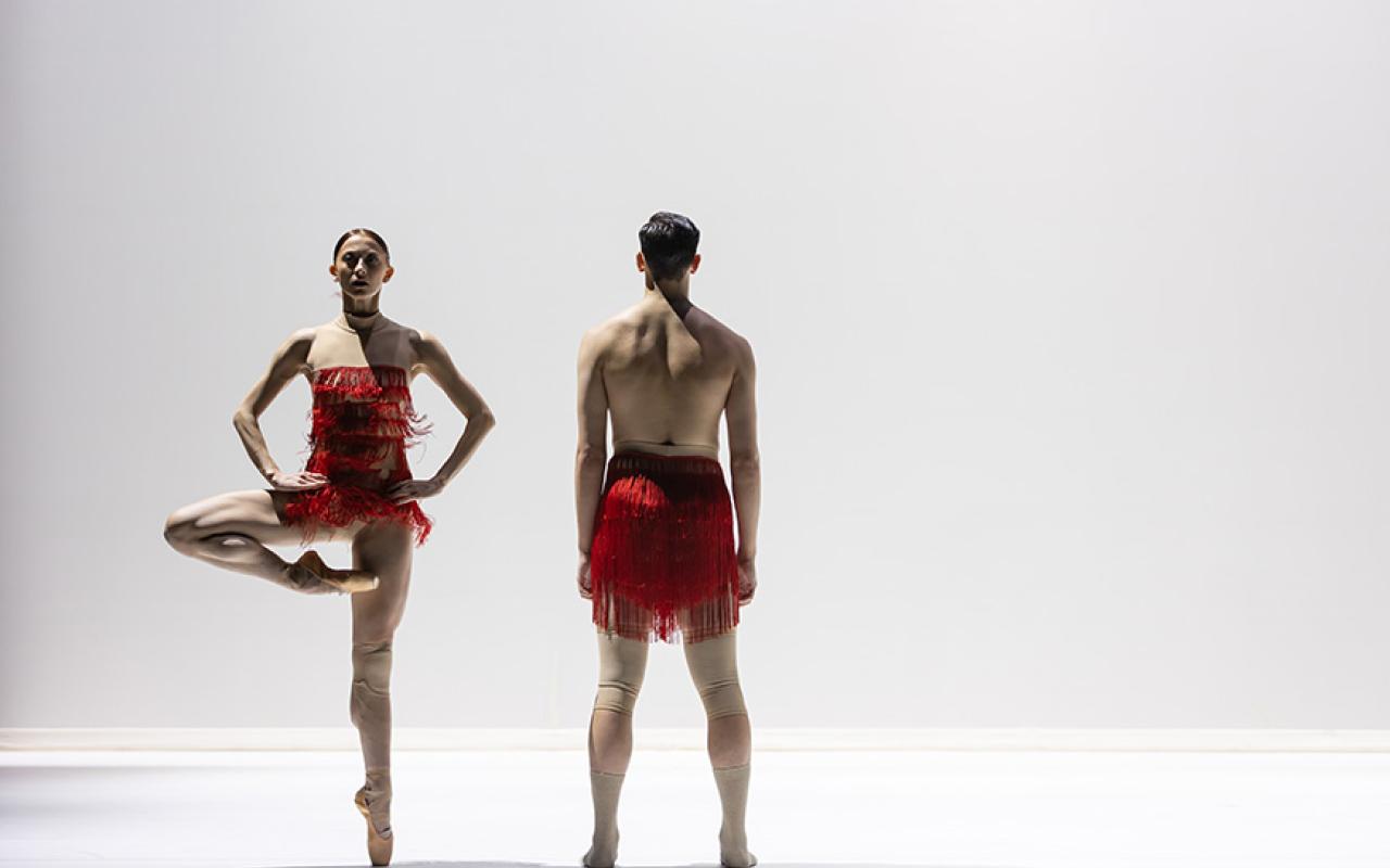 Image of ballet dancers from Ballet Edmonton's performance of Meteorite.