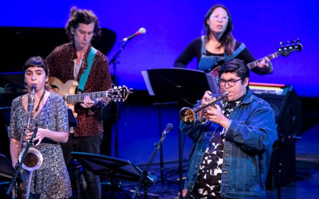 Jazz Showcase, 2019. Yunior Terry Ensemble: Christian McGhee (Drums), Summer Kodama (Bass), Jacob Hiser (Piano), Edward Bond (Guitar), Walter Cano(Trumpet), Camila Nebbia (Saxophone) & Ethan Fisher (Vibraphone).