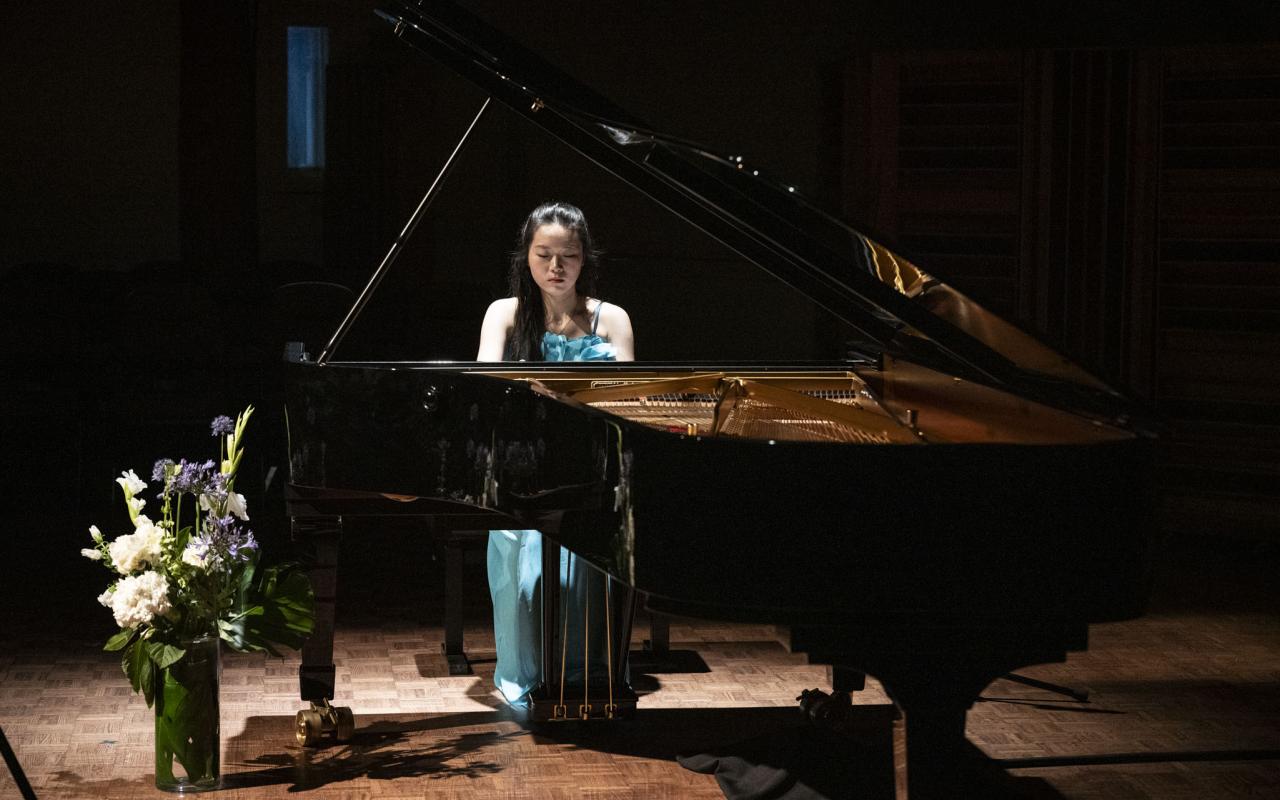 Hai Lun (Helen) Yu, Art of Piano Participant Concert, 2024. Photo by Abigaile Edwards.