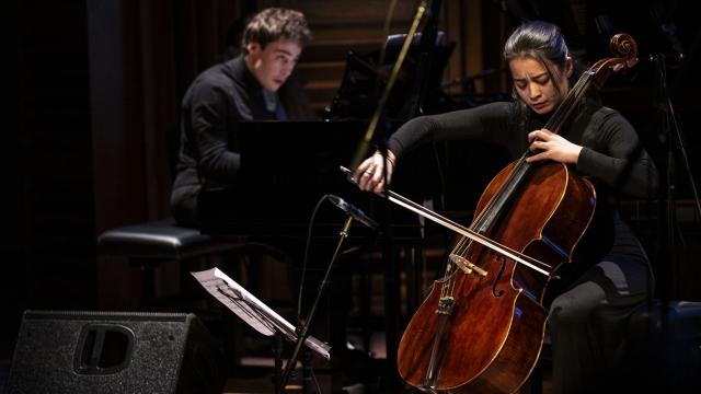 Image of Martin Beau (piano) & Maïa Zifaras (cello). Photo by Rita Taylor.