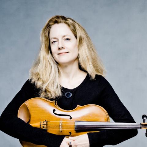 Photo of program faculty, Lesley Robertson