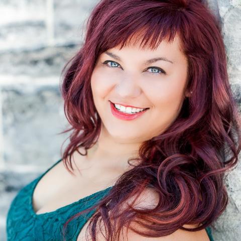 Christina Bell Headshot